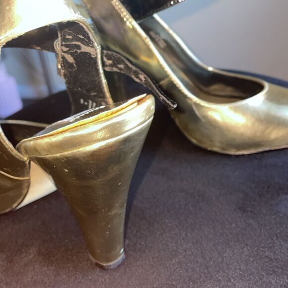 STEVE MADDEN GOLD METALLIC SLING BACK HIGH HEEL WOMEN'S PEP TOE SHOES SIZE 7 M - Picture 6 of 15